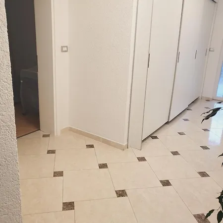 Apartamento Antonio Santalezi